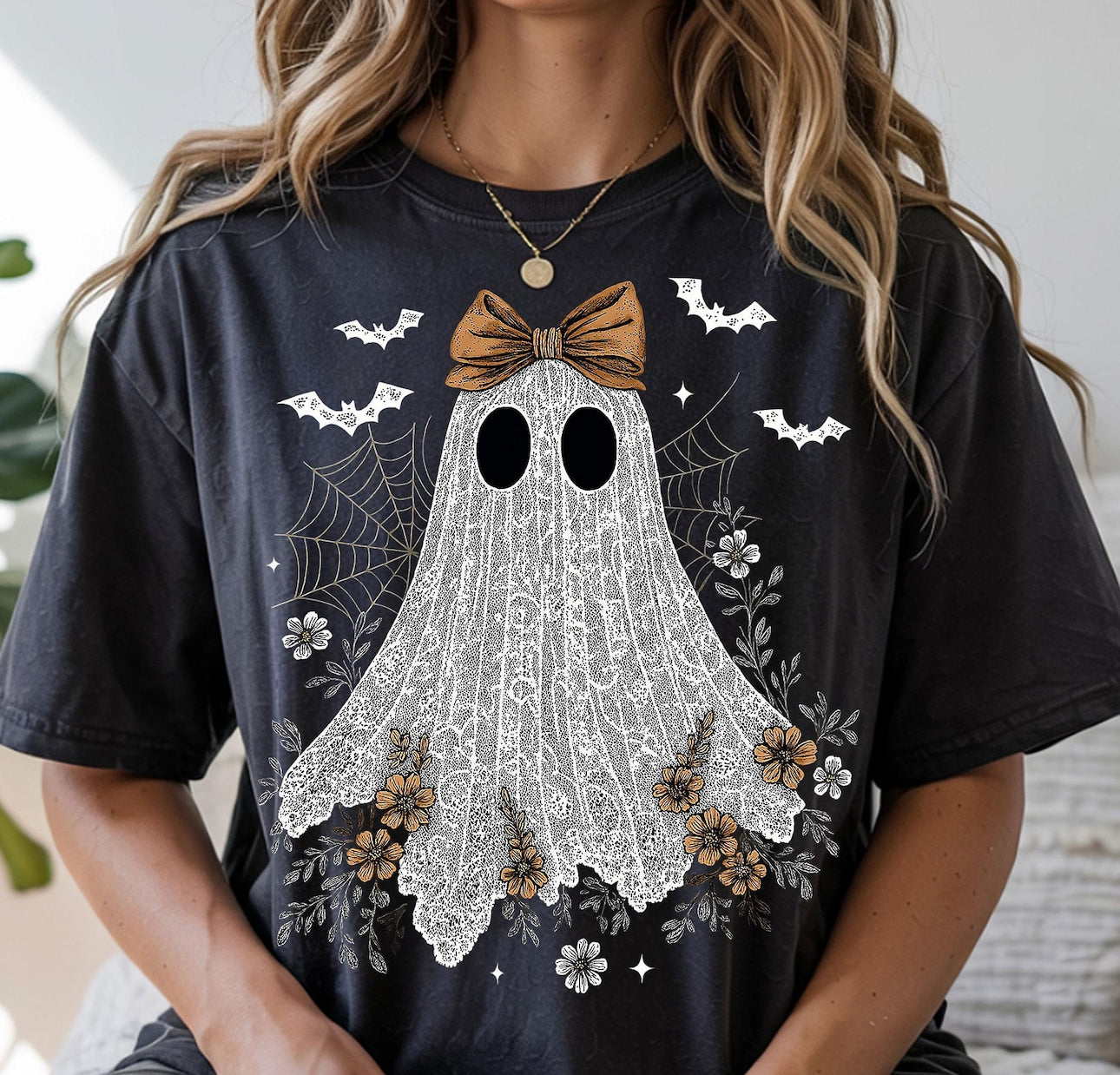 lace ghost black tee