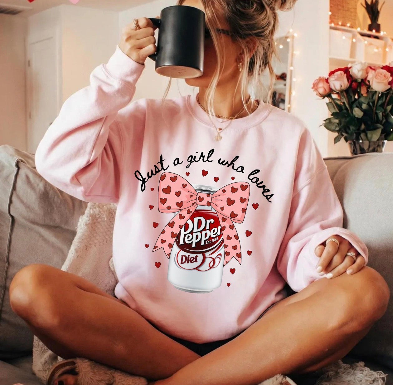 just a girl who loves diet dr pepper T SHIRT