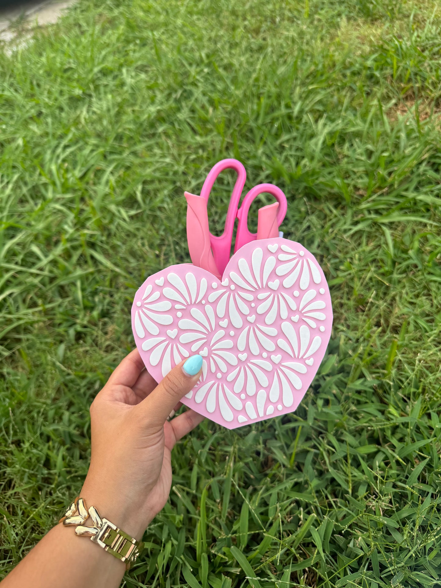talavera pink/white pen holder