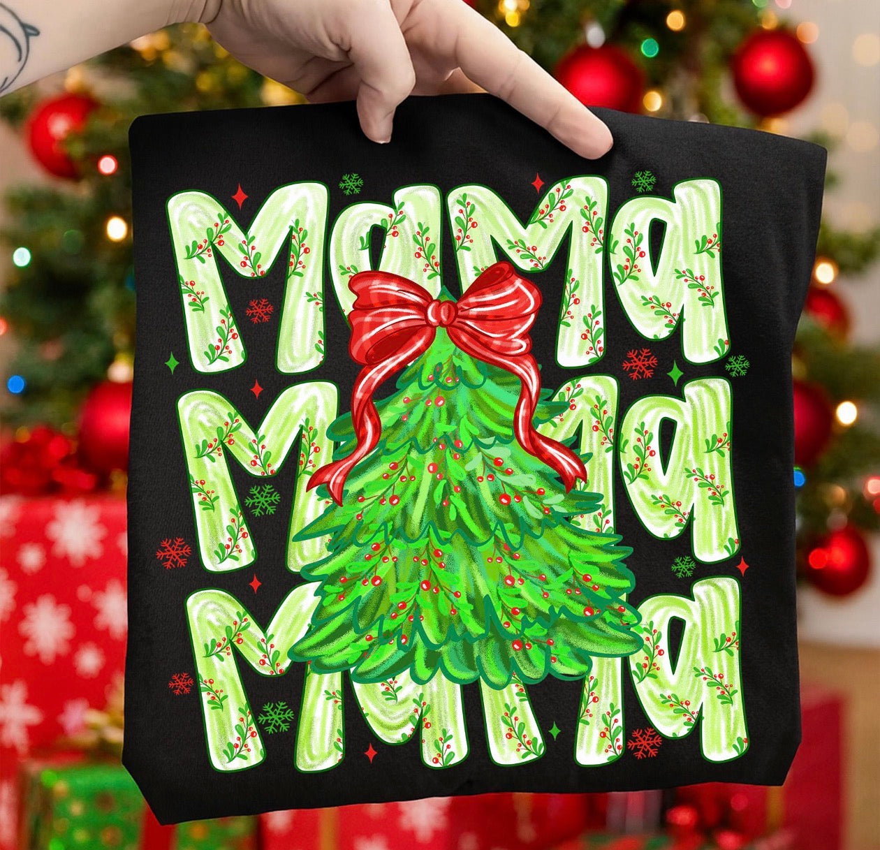 MAMA black tee