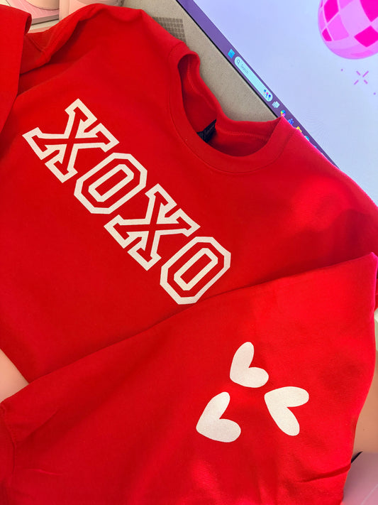 XOXO RED SWEATSHIRT WHITE GLITTER