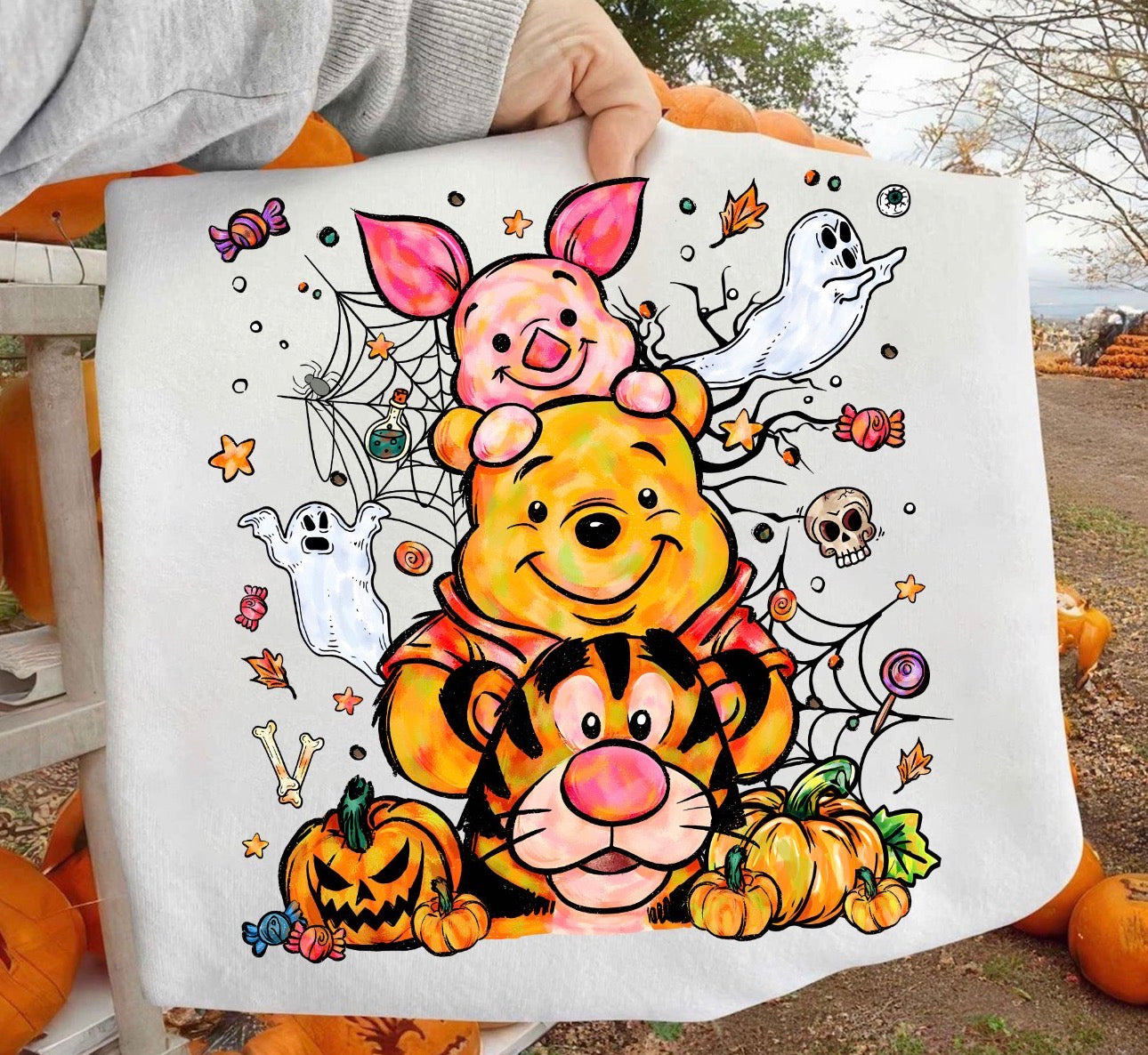 pooh spooky beige tee