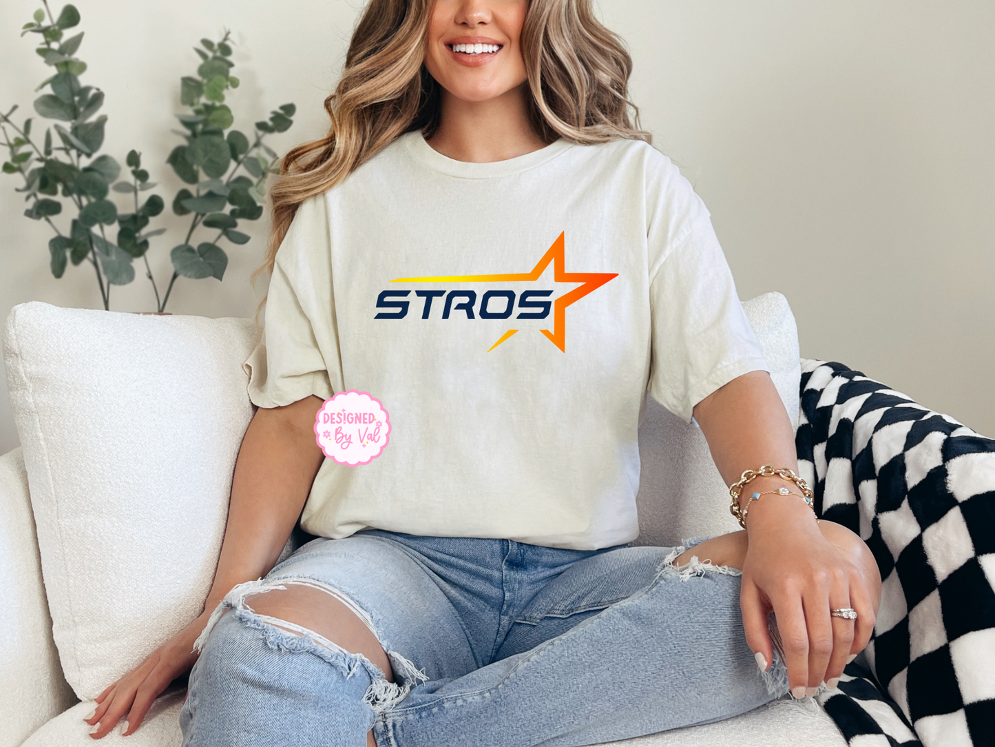 Stros’ NEW beige tee