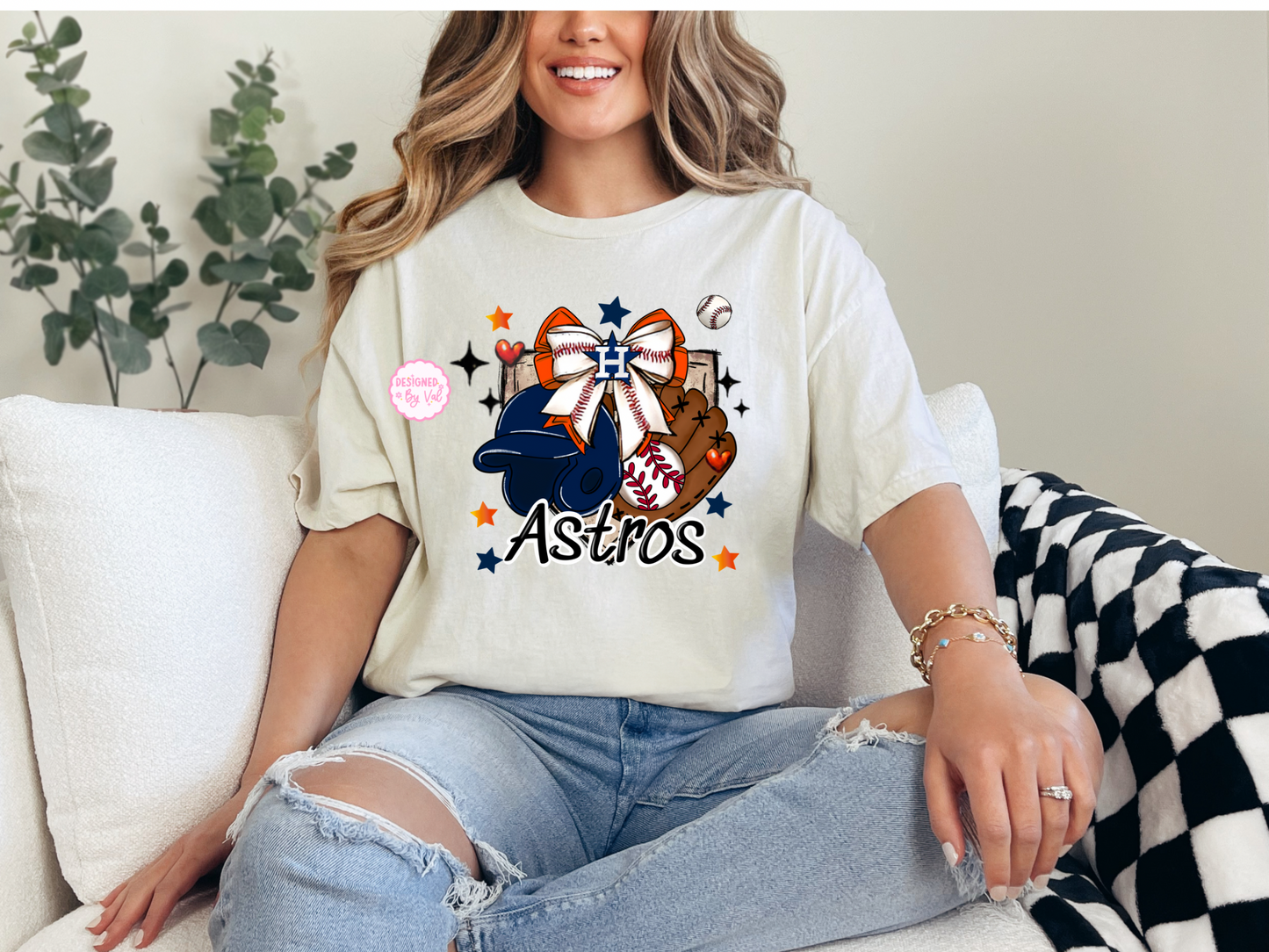 Stro’s Beige Cute tee